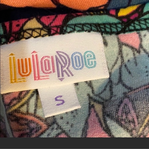 ❗️LULAROE Top! - Picture 2 of 2